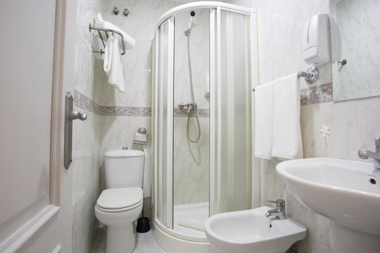 Hostal CostA Coruña Εξωτερικό φωτογραφία